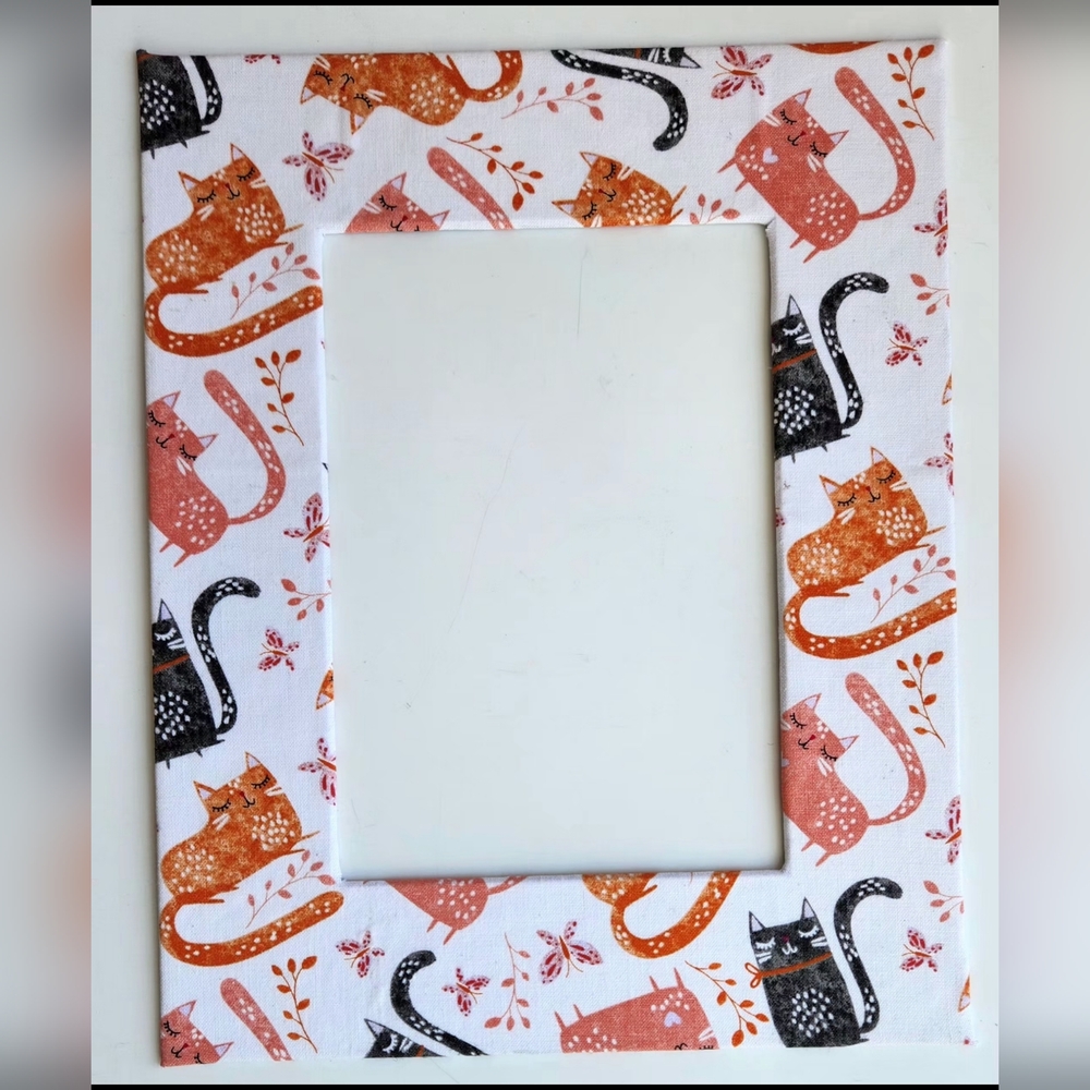Limited Edition Halloween Cat Photo Mat | 8x10 Mat for 5x7 Photo | Festive Cats